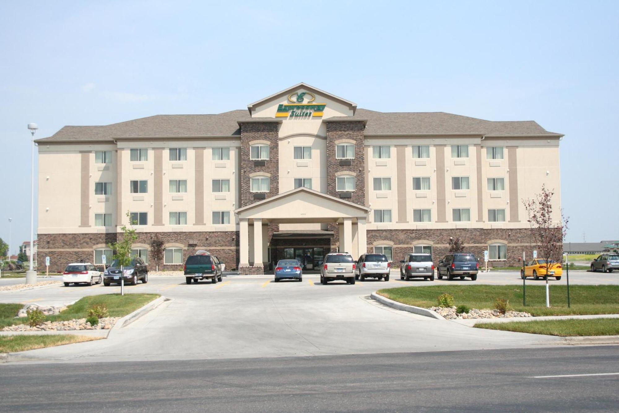 Expressway Suites Fargo Exterior foto